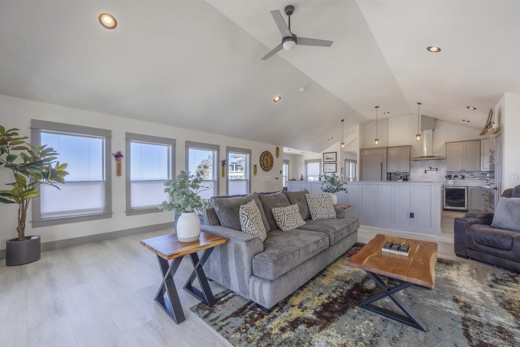 Beachfront vs. Ocean-View: Choosing Your Coast Rental